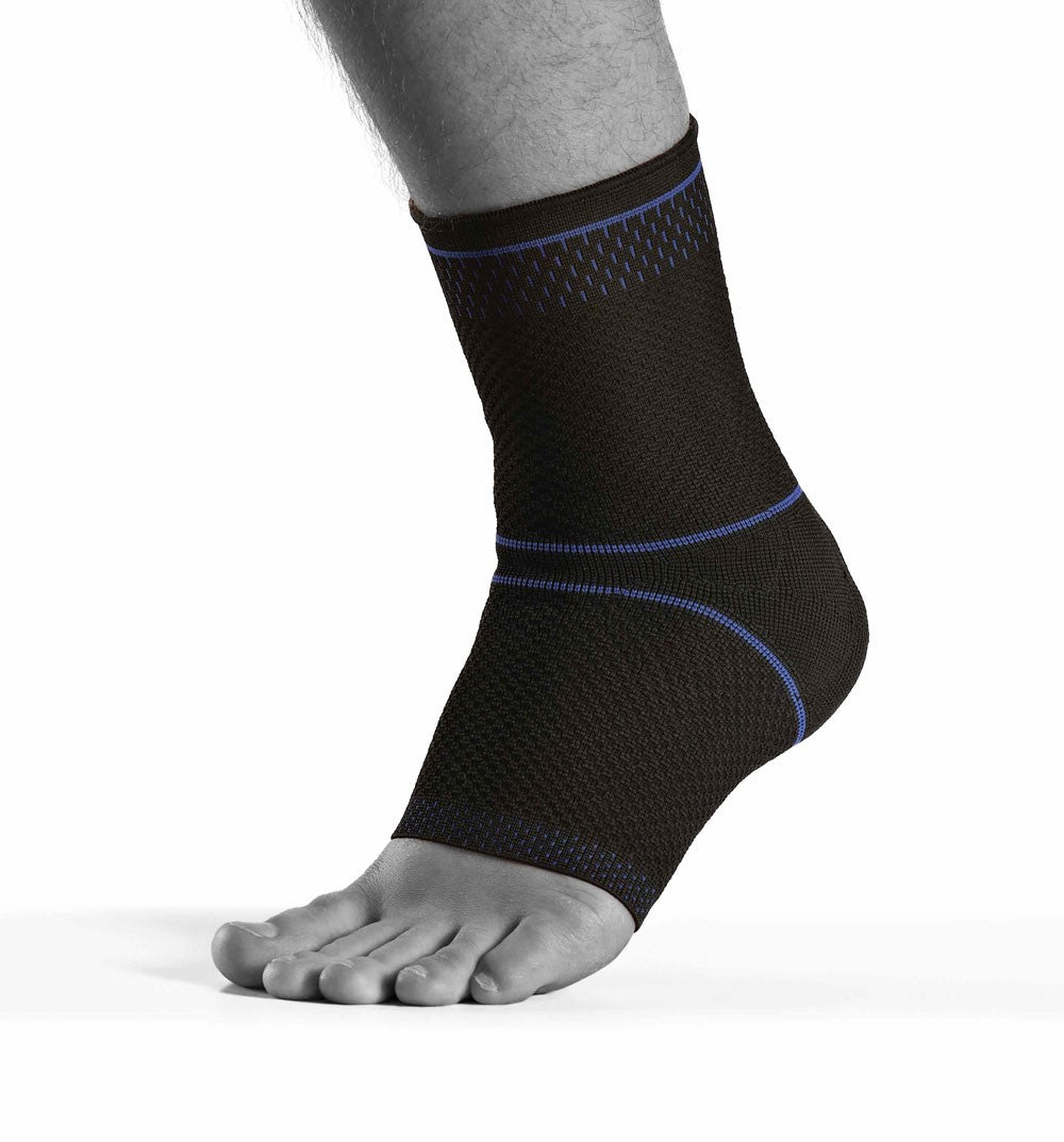 CRX Sprunggelenkbandage mit gezielter Kompression um die Fußknöchel bei Schwellung und Instabilität